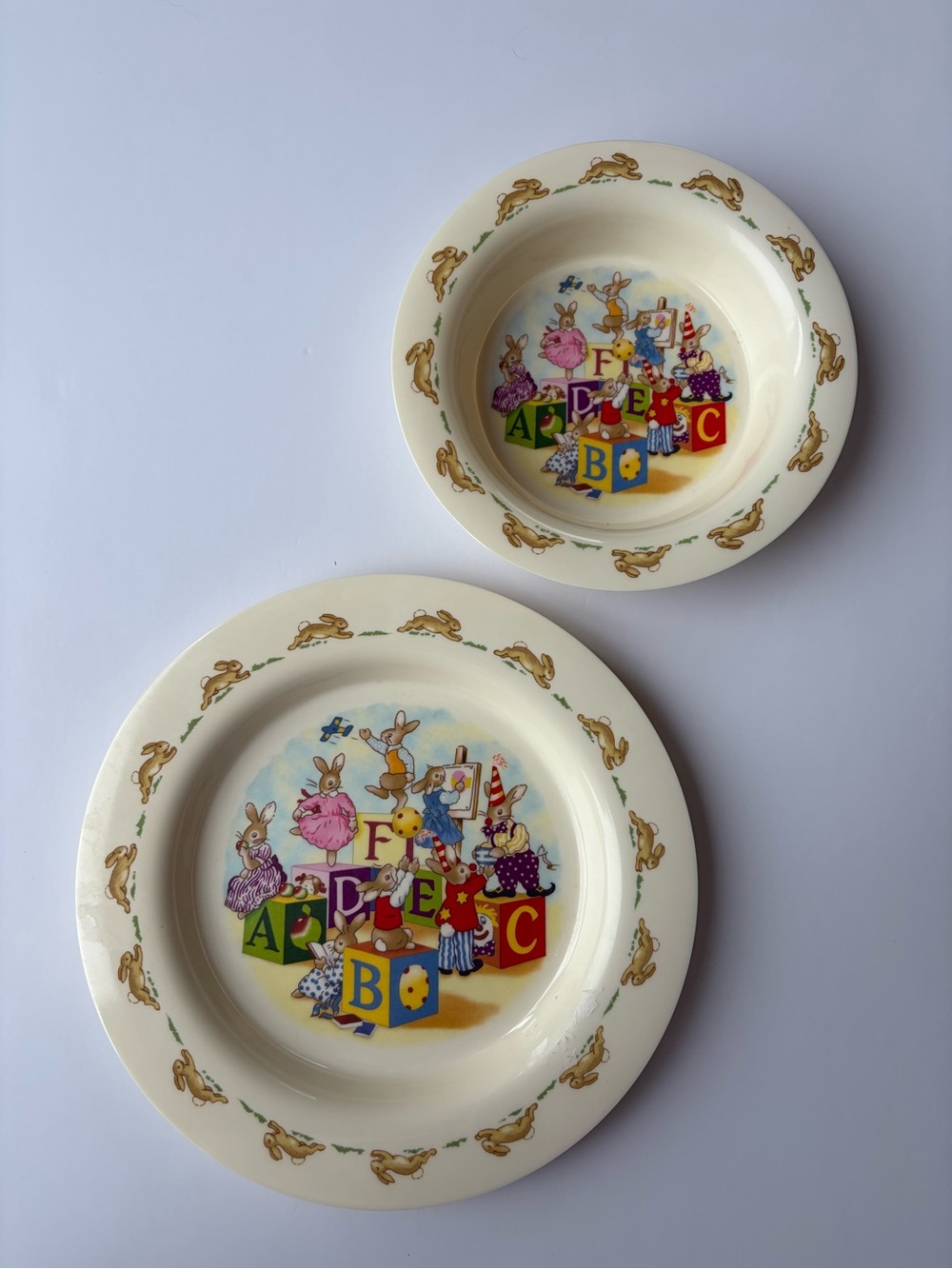 Vintage Royal Doulton Toddler plastic dinner plate & bowl set
